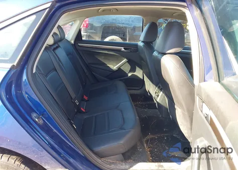 2016 Volkswagen Passat 1.8T Se из США, поврежденный, VIN 1VWBT7A38GC045033